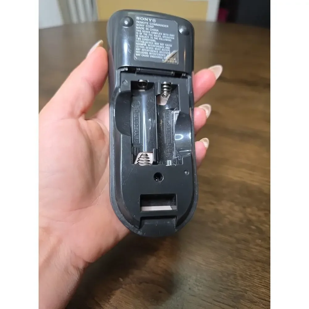 Sony Remote Commander RM-EZ4 2 Component Brand Remote‎ Control No Back Cover